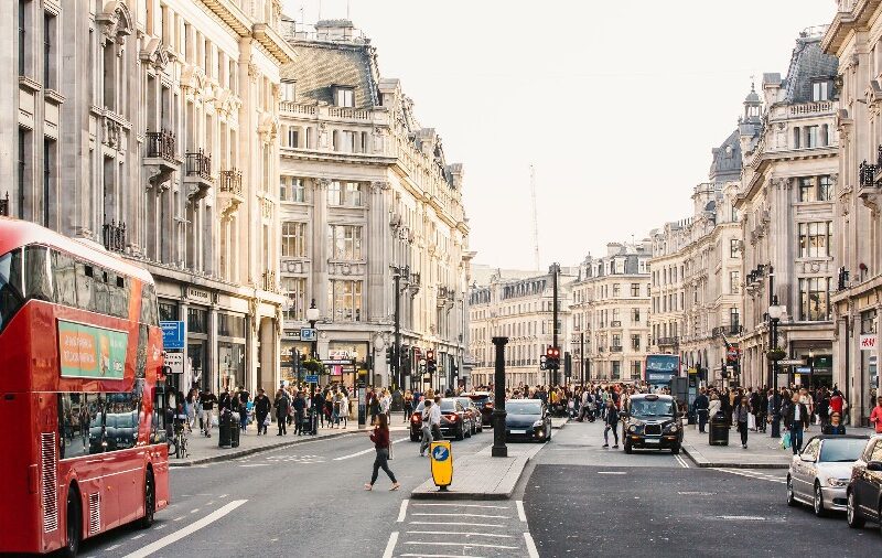 The Common Mistakes People While Visiting London for the First-time
