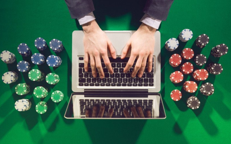 6 Reasons Why Slot Players Switched to Online Casinos