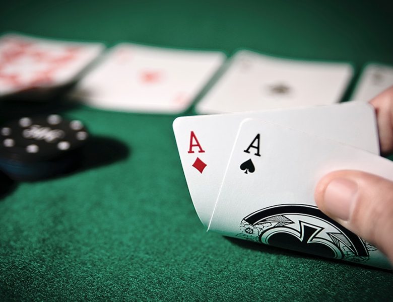 How to get the most out of online poker tournaments