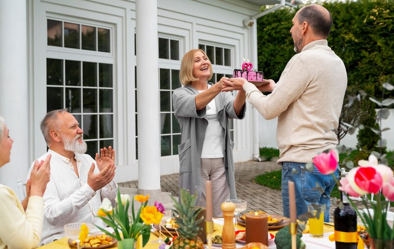 How to Host a Memorable Backyard Party?
