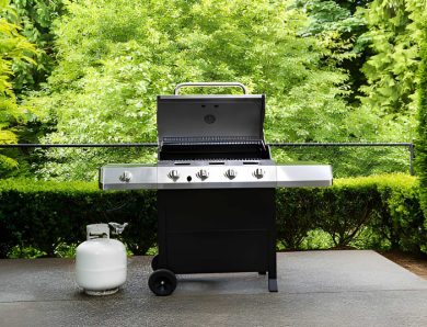 Budget to Consider for an Outdoor Kitchen in the UK