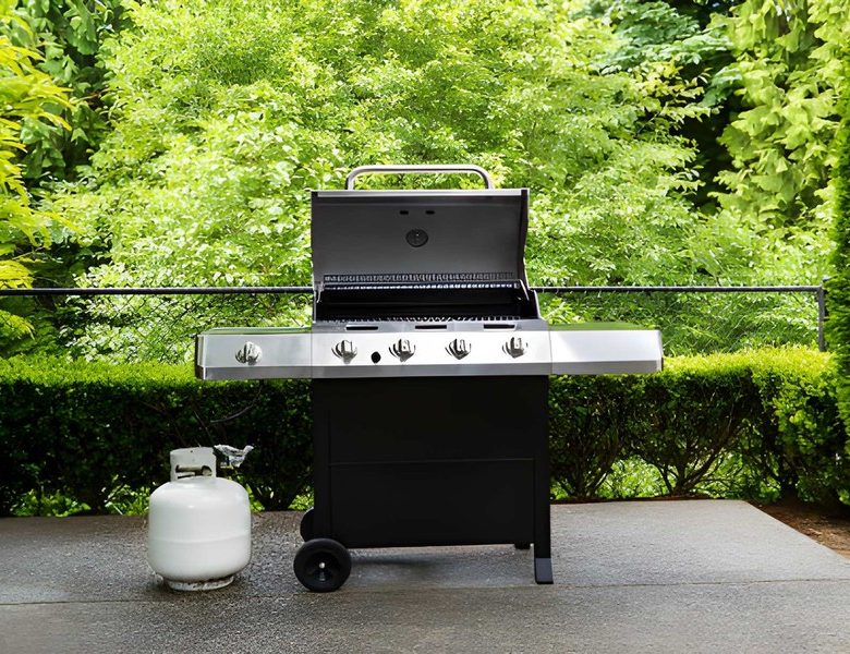 Budget to Consider for an Outdoor Kitchen in the UK